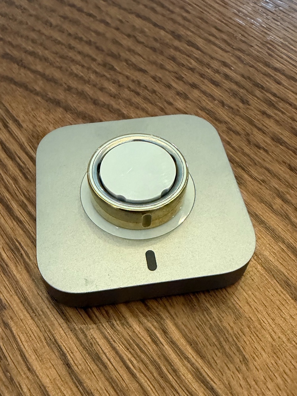 Oura Size 8 with charger get